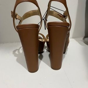 Jessica Simpson High Heels